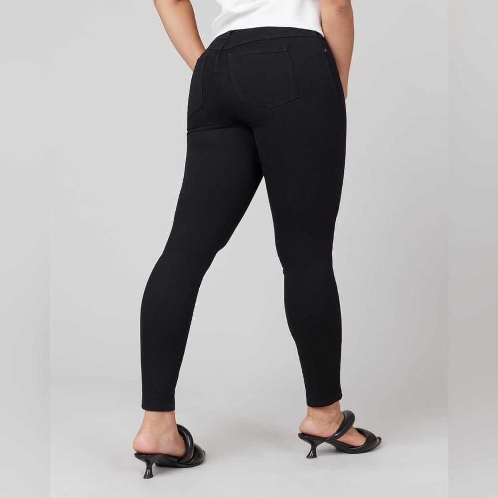 Spanx Black Skinny Jeans, Petite Size: M 🆕 with 🏷 - Picture 6 of 6